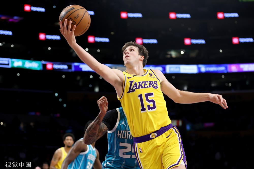 西甲：巴罗爆冷败给巴列卡诺