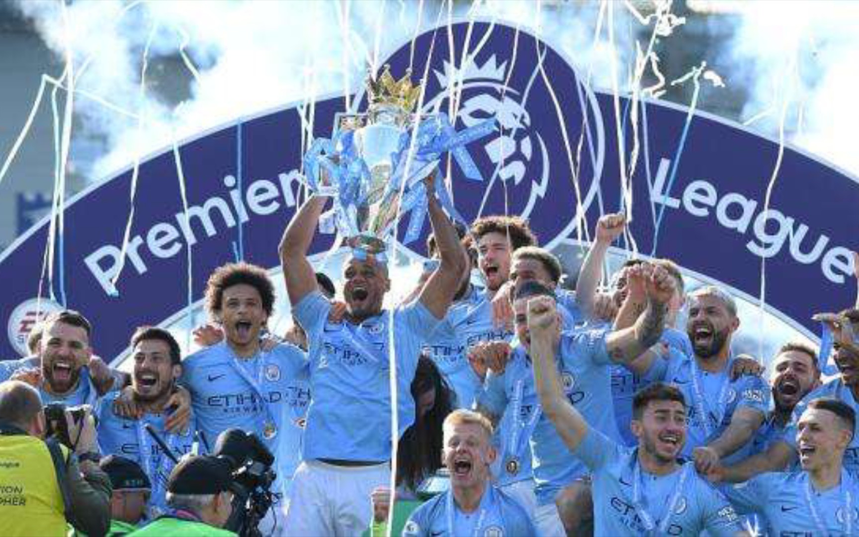 坚持和恢复 坚持和恢复